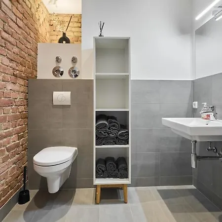 - Linienstrasse * Berlin