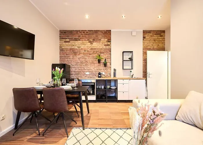 - Linienstrasse Apartament