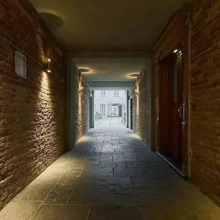 - Linienstrasse * Berlin