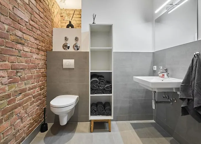 - Linienstrasse * Berlin