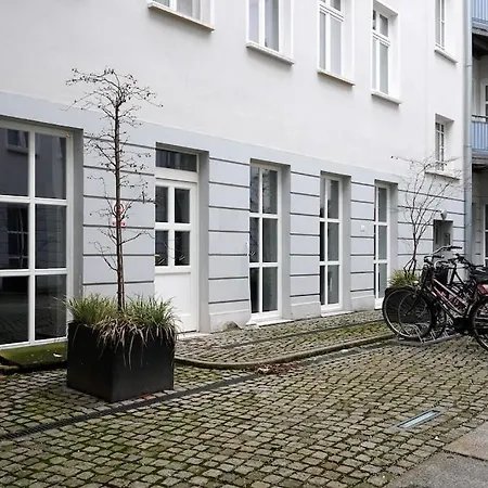 - Linienstrasse *