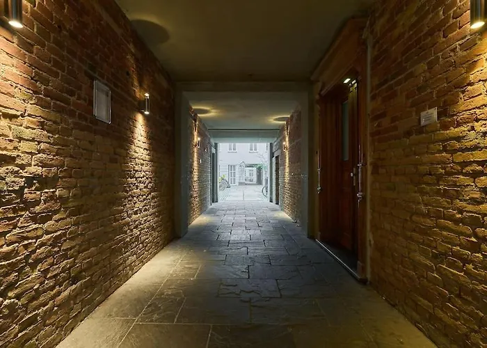 - Linienstrasse * Βερολίνο